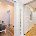New And Convenient Flat Apartment