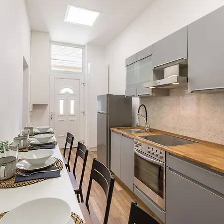 New Central And Convenient Flat Daire *