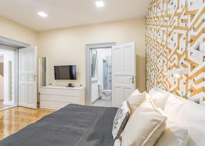 Apartman New And Convenient Flat *